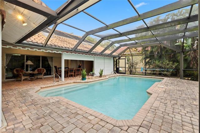 311 Henley DR, Naples, FL 34104