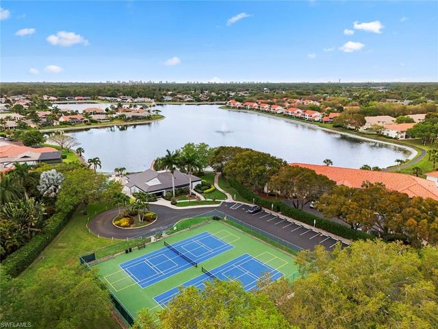 311 Henley DR, Naples, FL 34104