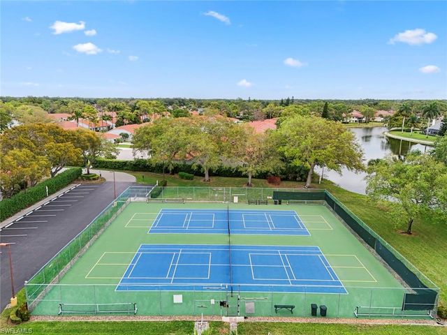 311 Henley DR, Naples, FL 34104