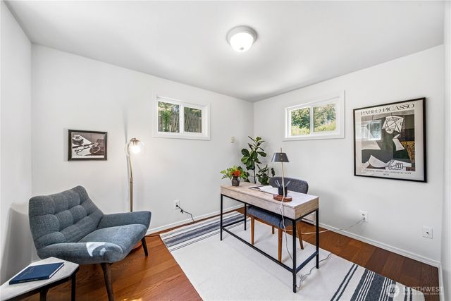8221 23rd Avenue NE, Seattle, WA 98115