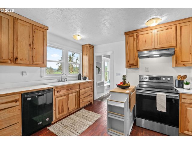 80388 TERRITORIAL Hwy, Eugene, OR 97405