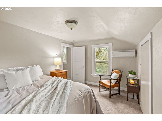 80388 TERRITORIAL Hwy, Eugene, OR 97405