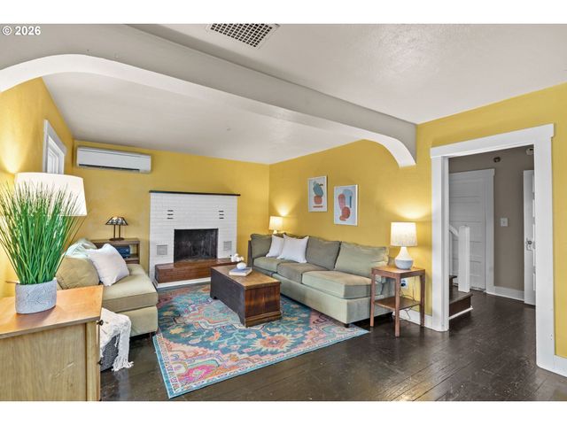 80388 TERRITORIAL Hwy, Eugene, OR 97405