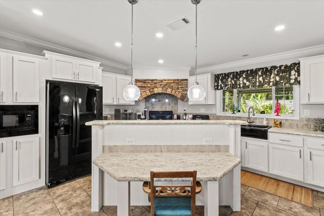 5650 S MASON CREEK ROAD, Homosassa, FL 34448