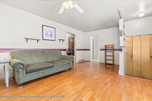 4907 Burchfield Avenue, Lansing, MI 48910