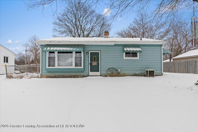 4907 Burchfield Avenue, Lansing, MI 48910