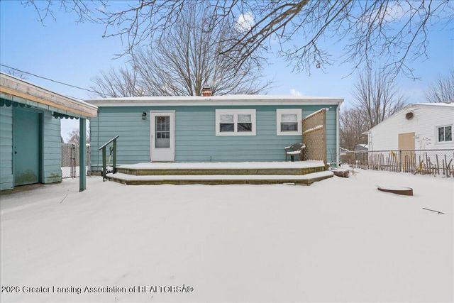 4907 Burchfield Avenue, Lansing, MI 48910