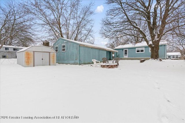 4907 Burchfield Avenue, Lansing, MI 48910