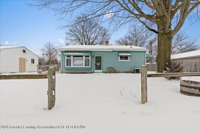 4907 Burchfield Avenue, Lansing, MI 48910