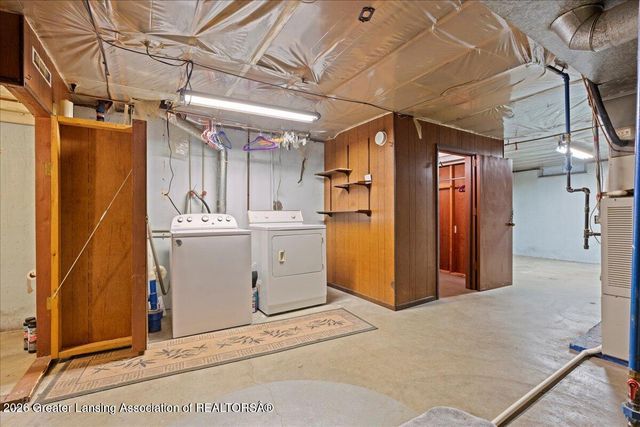 4907 Burchfield Avenue, Lansing, MI 48910