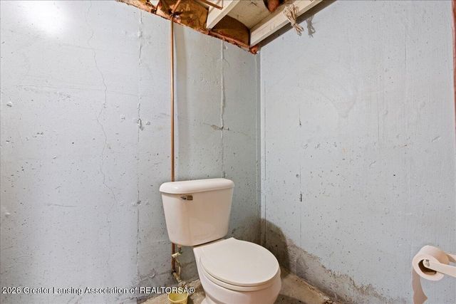 4907 Burchfield Avenue, Lansing, MI 48910