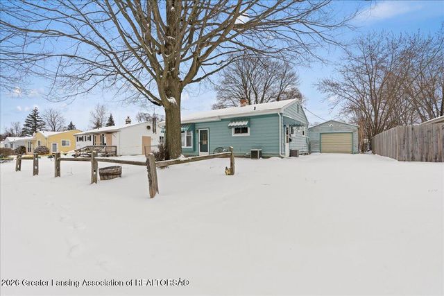 4907 Burchfield Avenue, Lansing, MI 48910