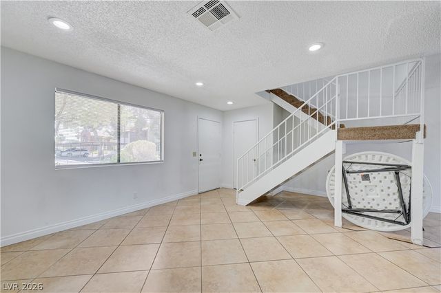191 Bel Port Drive 194, Las Vegas, NV 89110