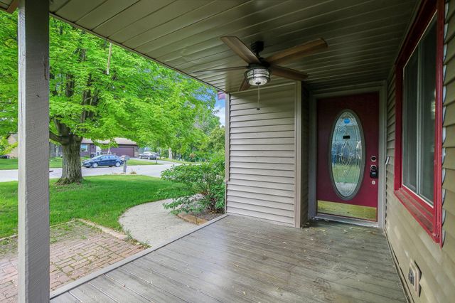 19052 Carson Street NW, Elk River, MN 55330