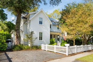 517 Whilden Street, Mount Pleasant, SC 29464