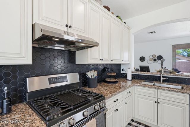 3358 E PACKARD Drive, Gilbert, AZ 85298