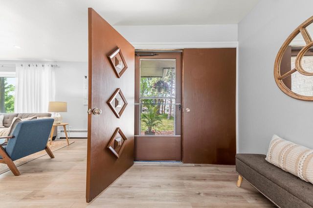 W132N12072 Mary Buth LANE, Germantown, WI 53022