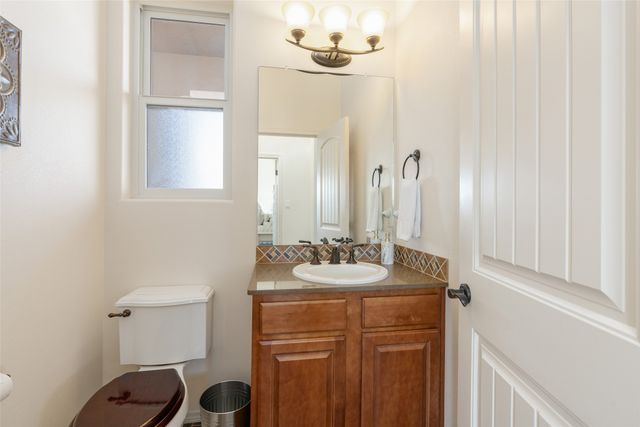 44 Via Summa, Santa Fe, NM 87507
