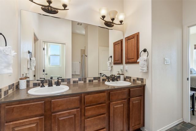 44 Via Summa, Santa Fe, NM 87507
