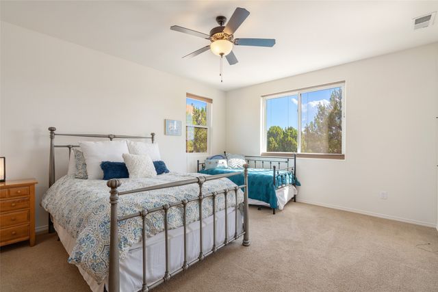 44 Via Summa, Santa Fe, NM 87507