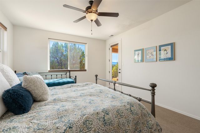 44 Via Summa, Santa Fe, NM 87507