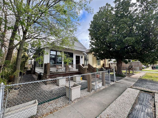 811,813,815 E 23rd Street, Houston, TX 77009