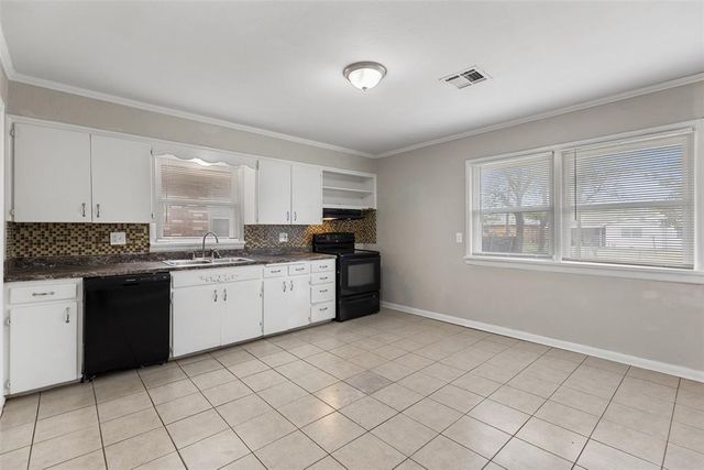 1221 NW 83rd Street, Oklahoma City, OK 73114