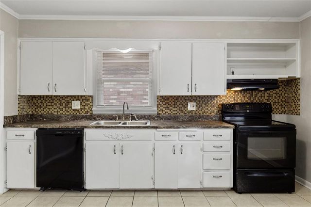 1221 NW 83rd Street, Oklahoma City, OK 73114