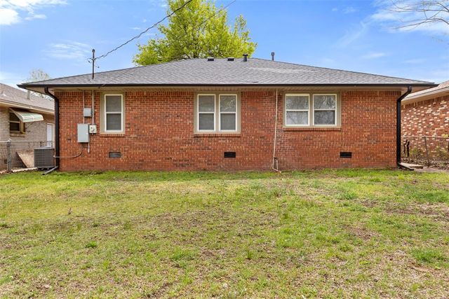 1221 NW 83rd Street, Oklahoma City, OK 73114