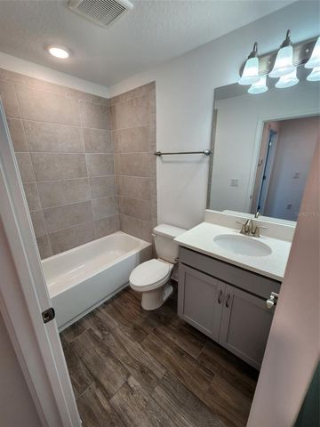 3080 VIA SIENNA CIRCLE, Sarasota, FL 34243