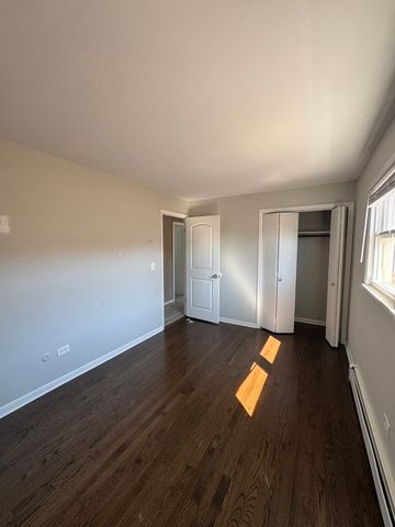 7249 W Belmont Avenue 2, Chicago, IL 60634
