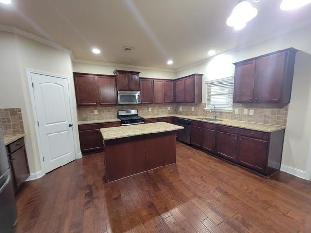 1471 Primrose Park Road, Sugar Hill, GA 30518