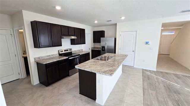 1671 ROSY DALE CIRCLE, Davenport, FL 33837