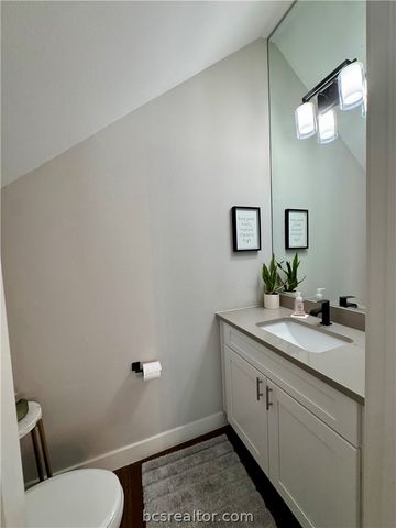 270 Estates Circle, College Station, TX 77840