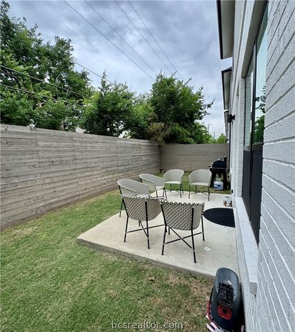 270 Estates Circle, College Station, TX 77840