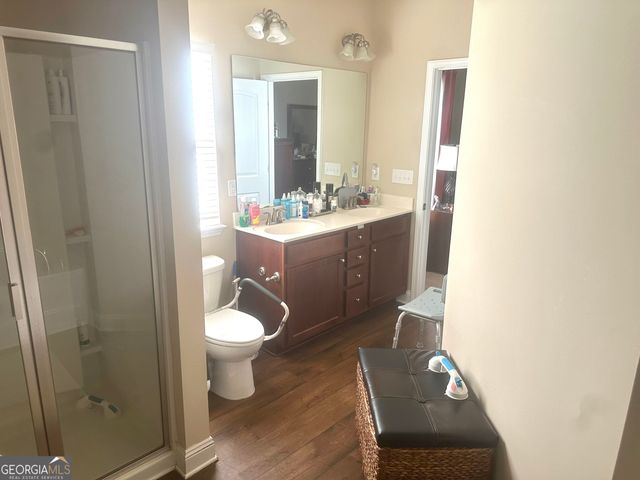 864 Crescent Ln, Griffin, GA 30224