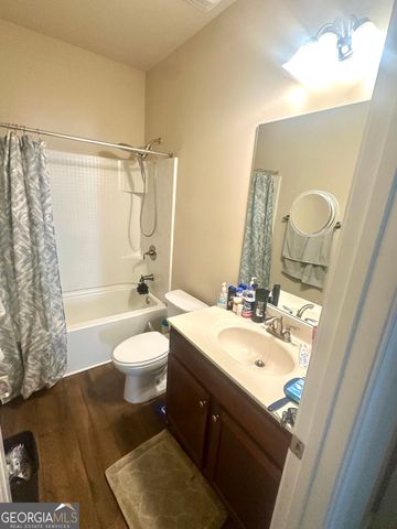 864 Crescent Ln, Griffin, GA 30224