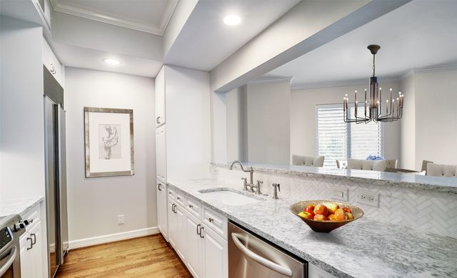 3401 Lee Parkway 508, Dallas, TX 75219