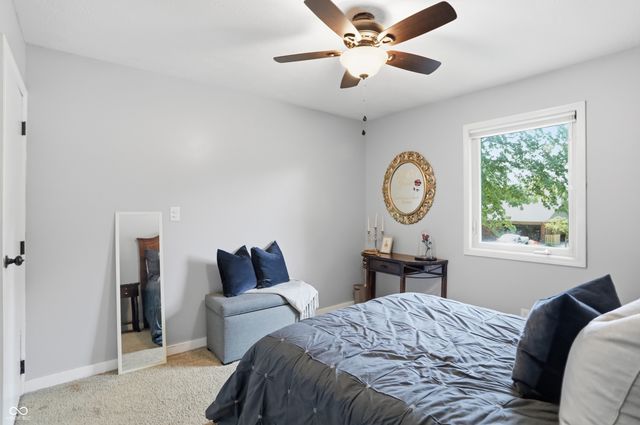 729 Colonial Way, Greenwood, IN 46142