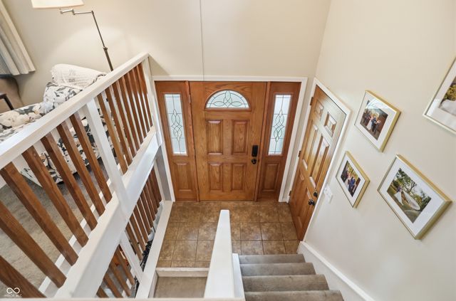 729 Colonial Way, Greenwood, IN 46142