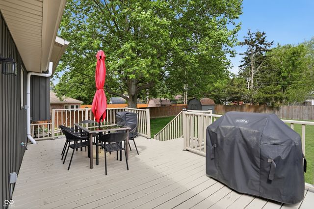 729 Colonial Way, Greenwood, IN 46142