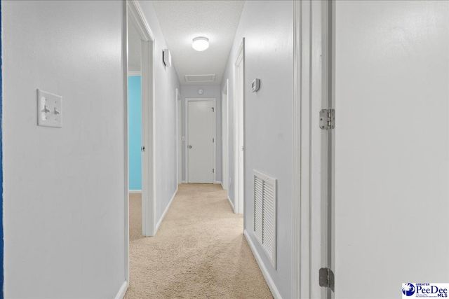 1502 Palmetto Dr, Hartsville, SC 29550