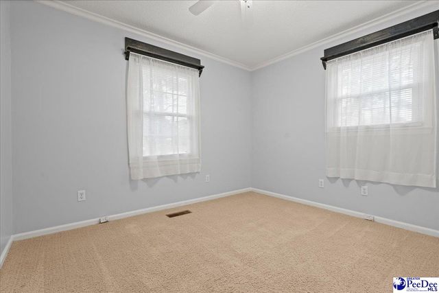 1502 Palmetto Dr, Hartsville, SC 29550