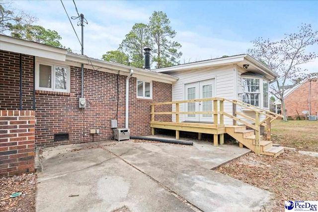 1502 Palmetto Dr, Hartsville, SC 29550