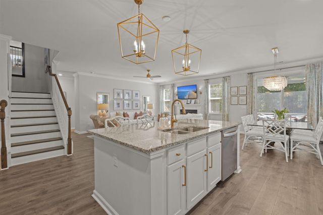 160 Cherry Grove Drive, Summerville, SC 29483