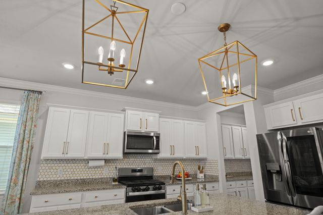 160 Cherry Grove Drive, Summerville, SC 29483