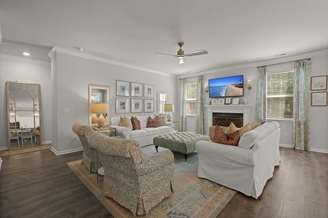 160 Cherry Grove Drive, Summerville, SC 29483