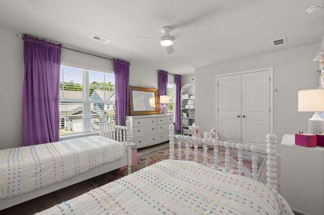 160 Cherry Grove Drive, Summerville, SC 29483