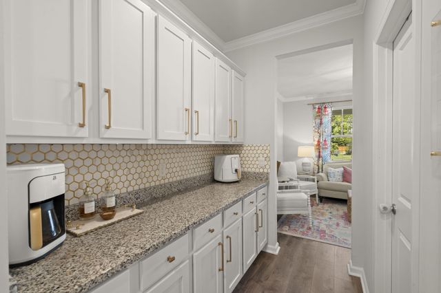 160 Cherry Grove Drive, Summerville, SC 29483