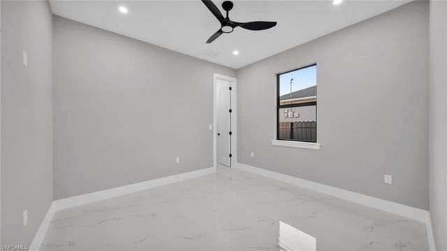 1401 SW 13th TER, Cape Coral, FL 33991